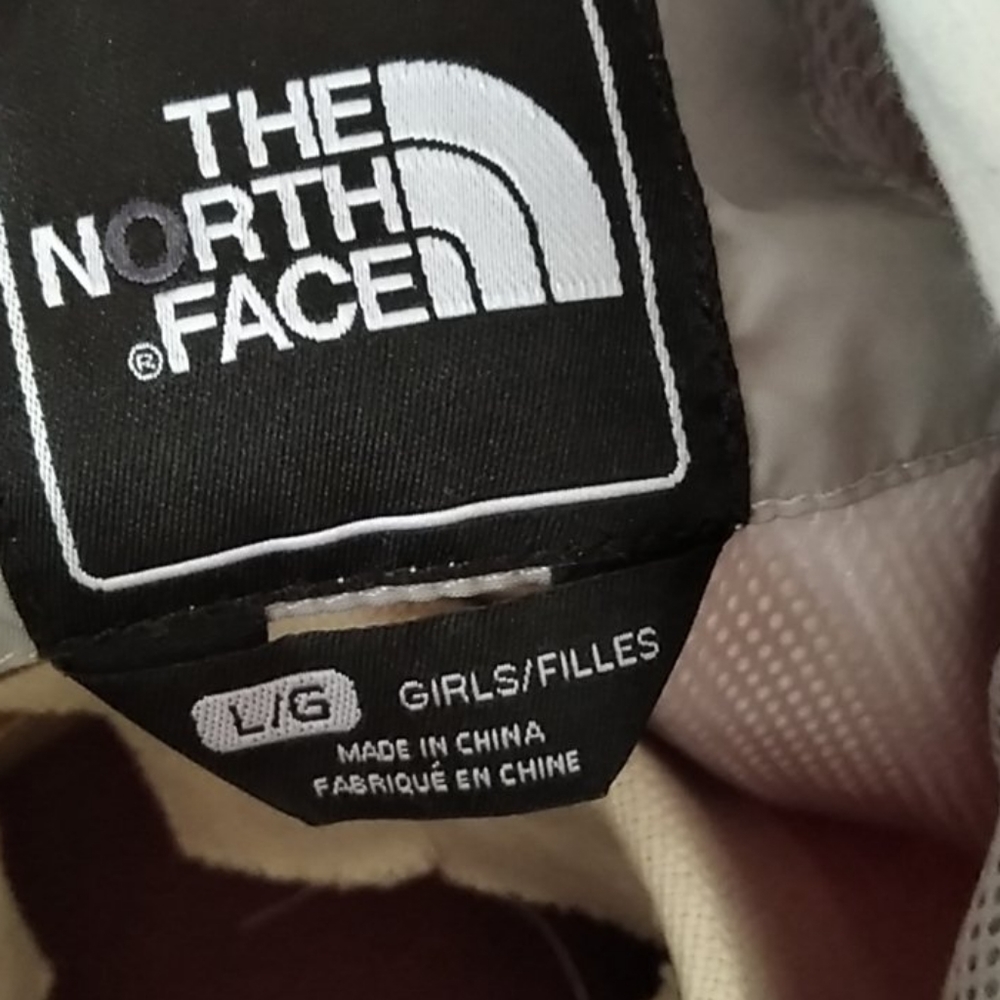 Girls Large North face Jacket/ Beautiful pink - Picture 6 of 9
